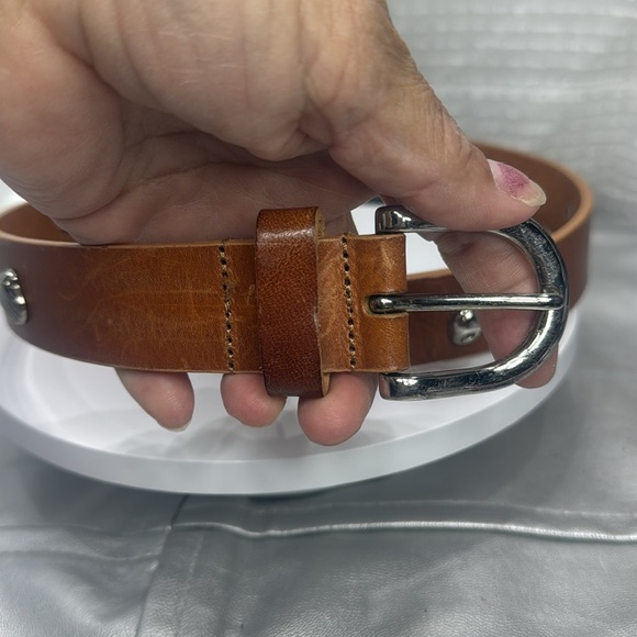 (H)Talbots women's vintage tan Italian leather belt with silver buckle and metal - Picture 3 of 13